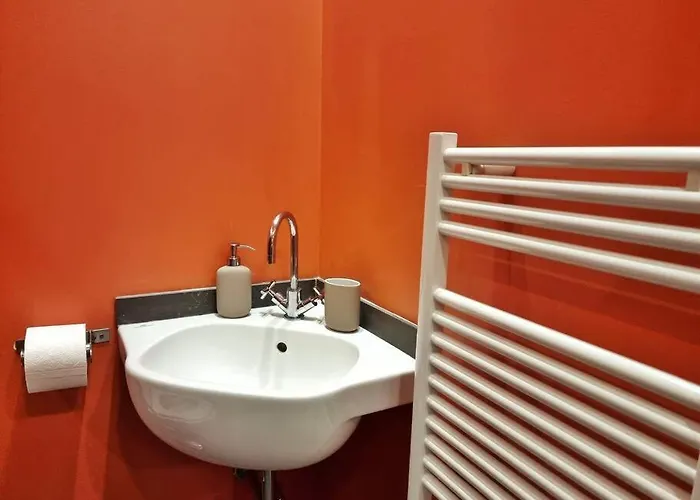 Gazzana Corner House Apartment *